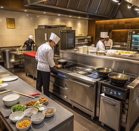 Jiangmen Dingfeng Electrodomésticos de Cocina de Ahorro de Energía se une a clientes globales para crear un futuro mejor con equipos de alta calidad